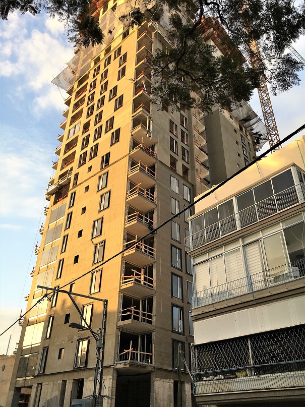 Wohnungsnot/Housing Shortage